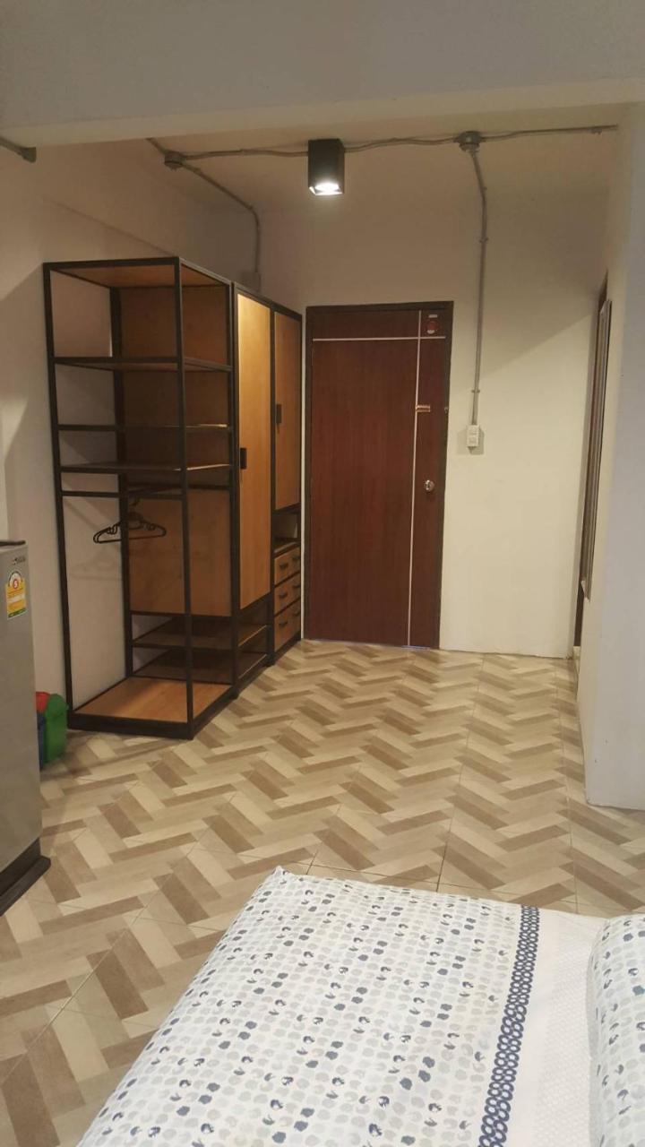 Отель Js Mansion Бангкок Экстерьер фото